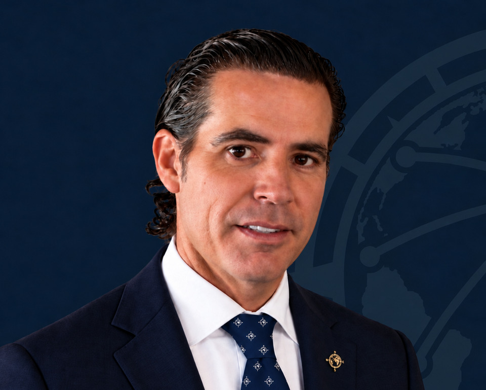 Portrait of Hernán A. Calvo